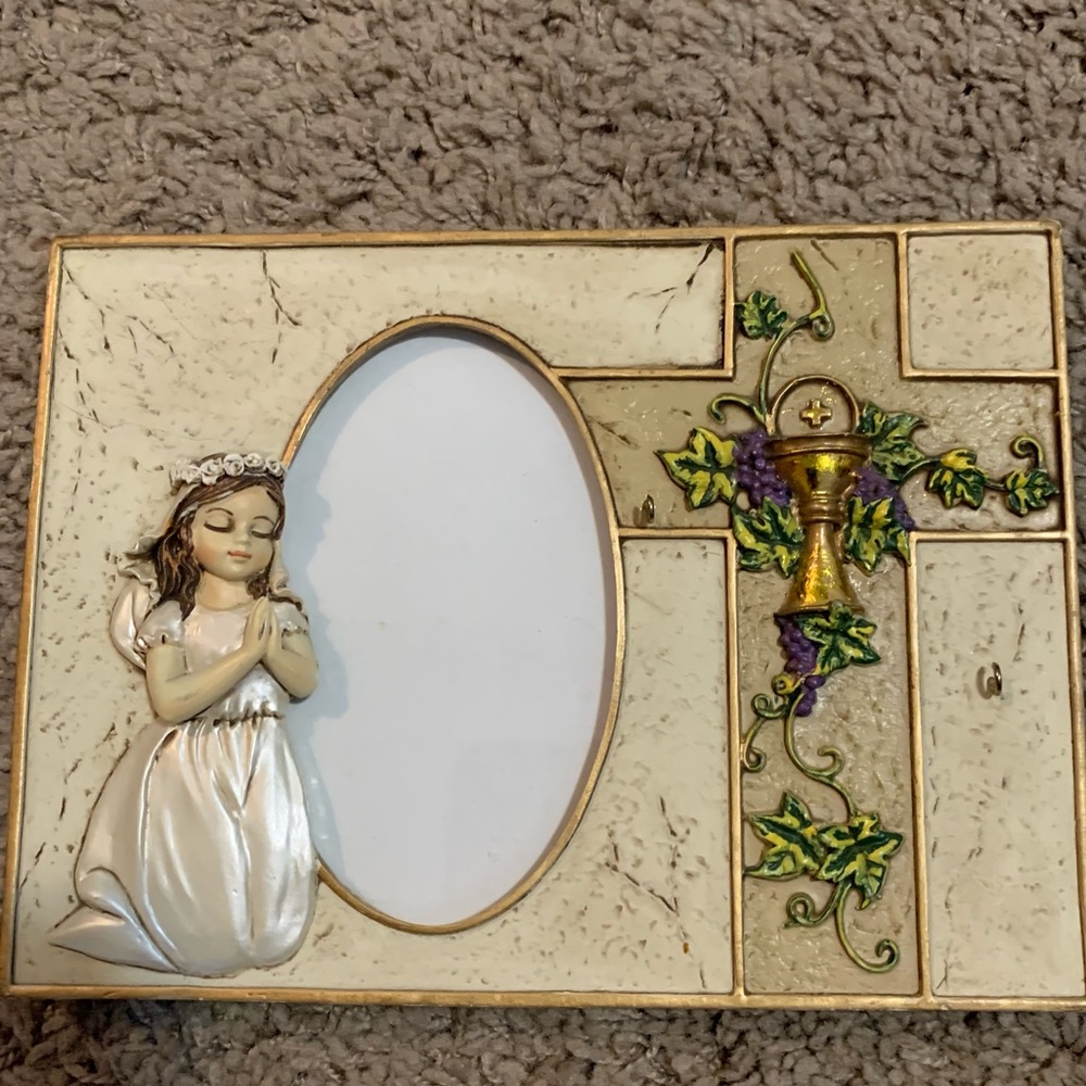Girl’s First Holy Communion Picture Frame Holds Rosary